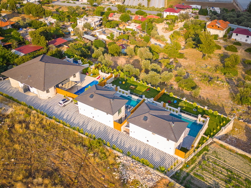  gece  -  Kasım
  | Seydikemer Karadere'de Romantik Balayı Villası: Çift Jakuzili Lüks Kaçamak